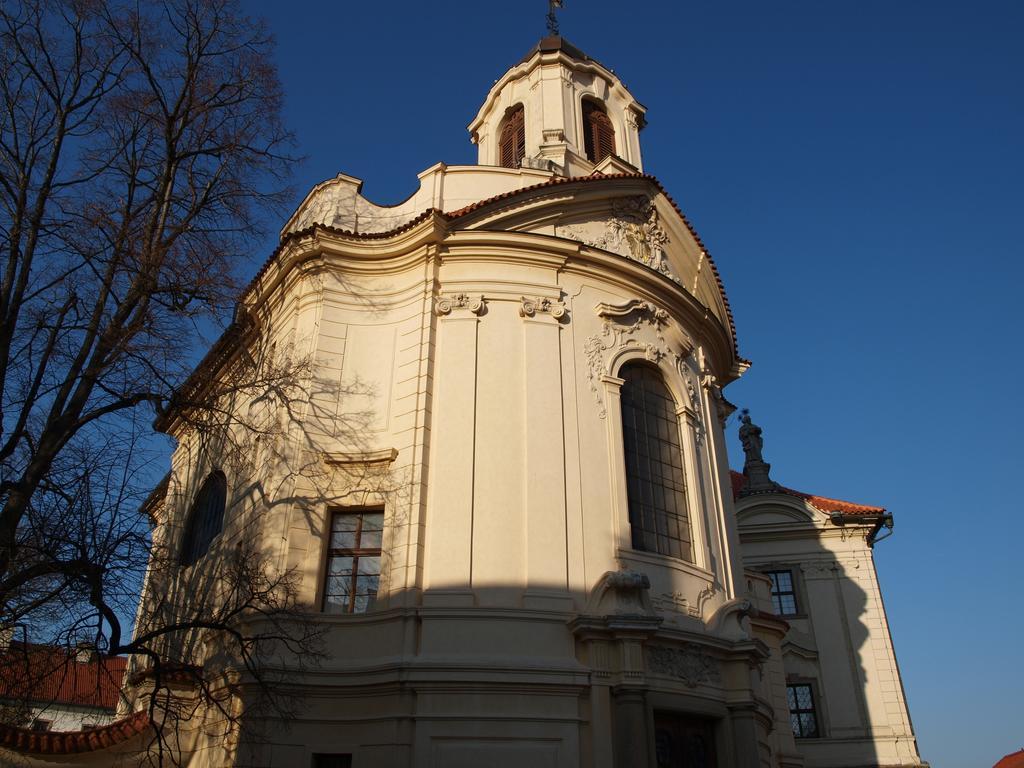 Hotel U Zvonu Кутна Гора Екстер'єр фото