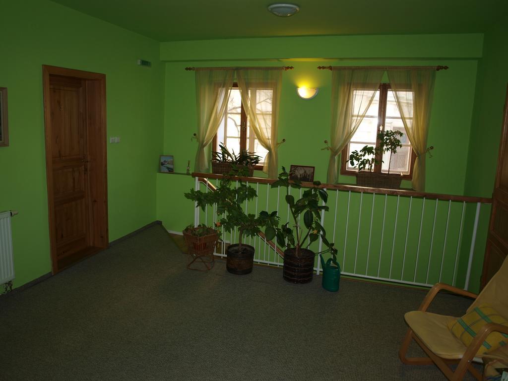 Hotel U Zvonu Кутна Гора Екстер'єр фото
