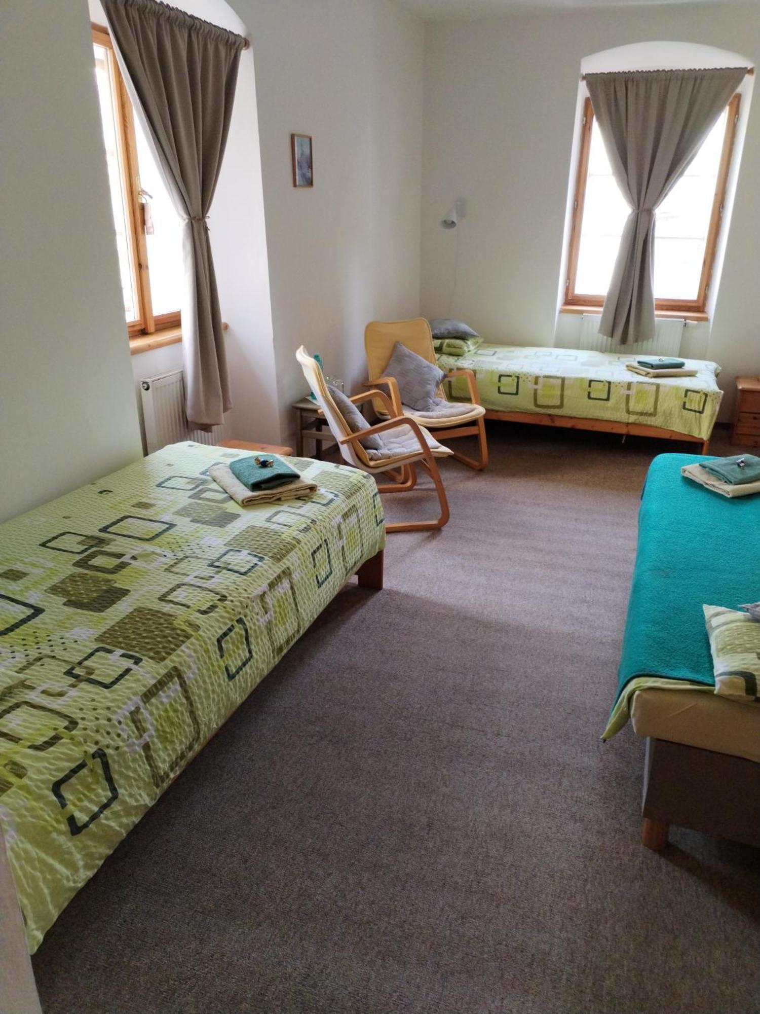 Hotel U Zvonu Кутна Гора Екстер'єр фото